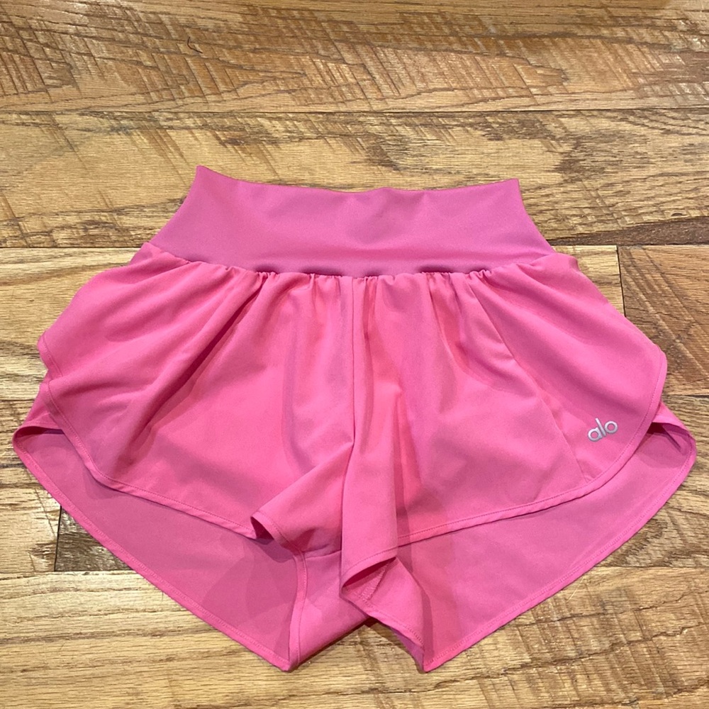 Alo Yoga Paradise Pink Gold Medal Shorts